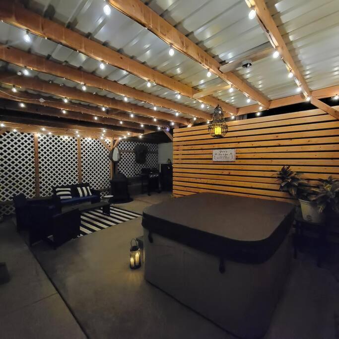 Desert Oasis With Hot Tub! Las Cruces Bagian luar foto